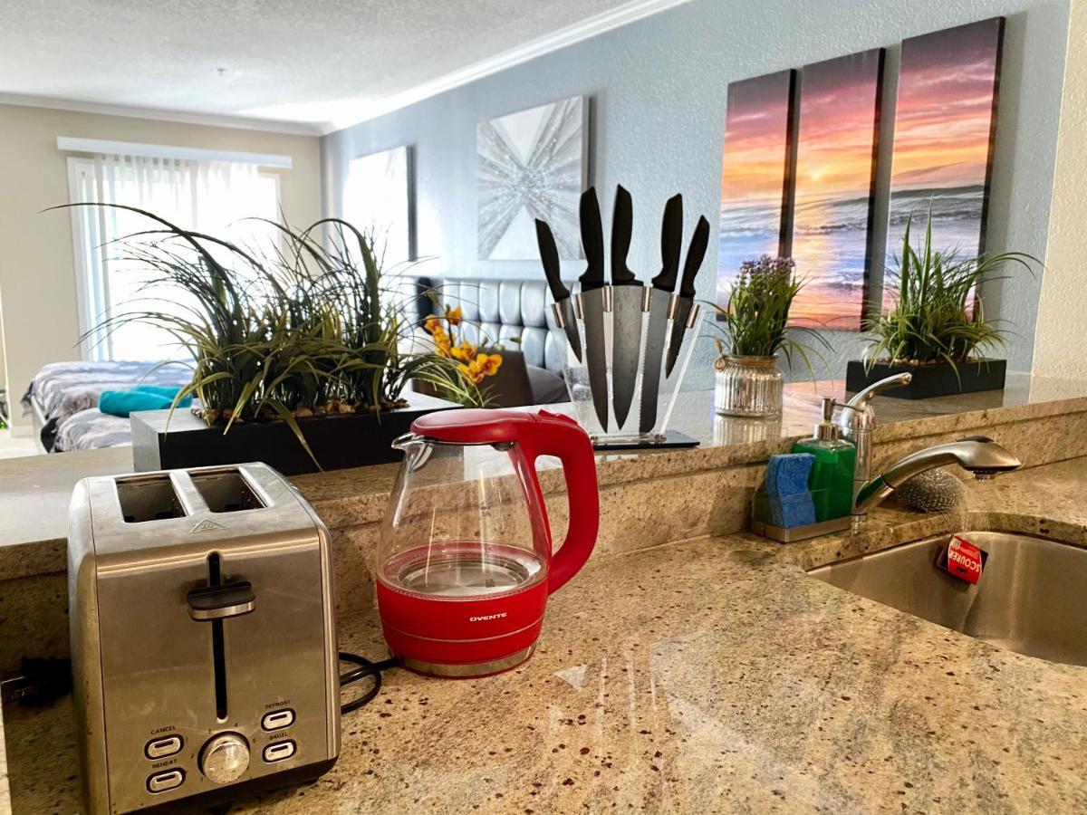 HOLYWOOD HILLS !!! 2BED Studio !!! Apartamento Los Ángeles Exterior foto