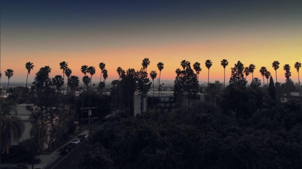 HOLYWOOD HILLS !!! 2BED Studio !!! Apartamento Los Ángeles Exterior foto